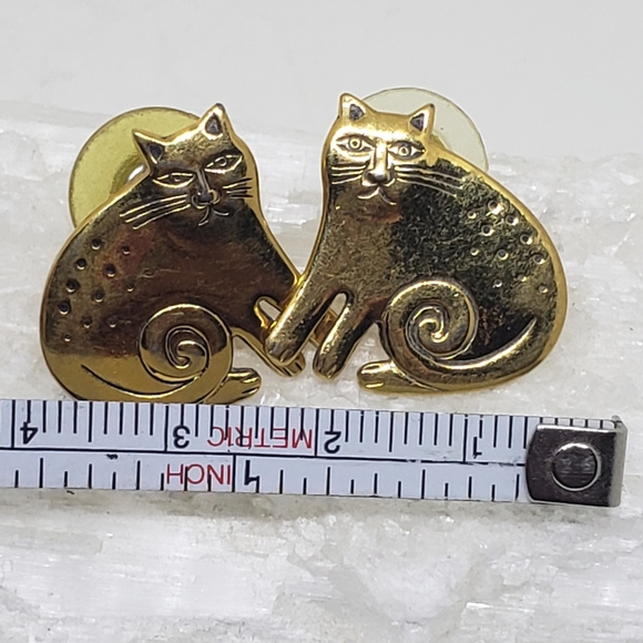 Vintage Laurel Burch Keshire cats gold tone stud earring pierced ears - Picture 3 of 5